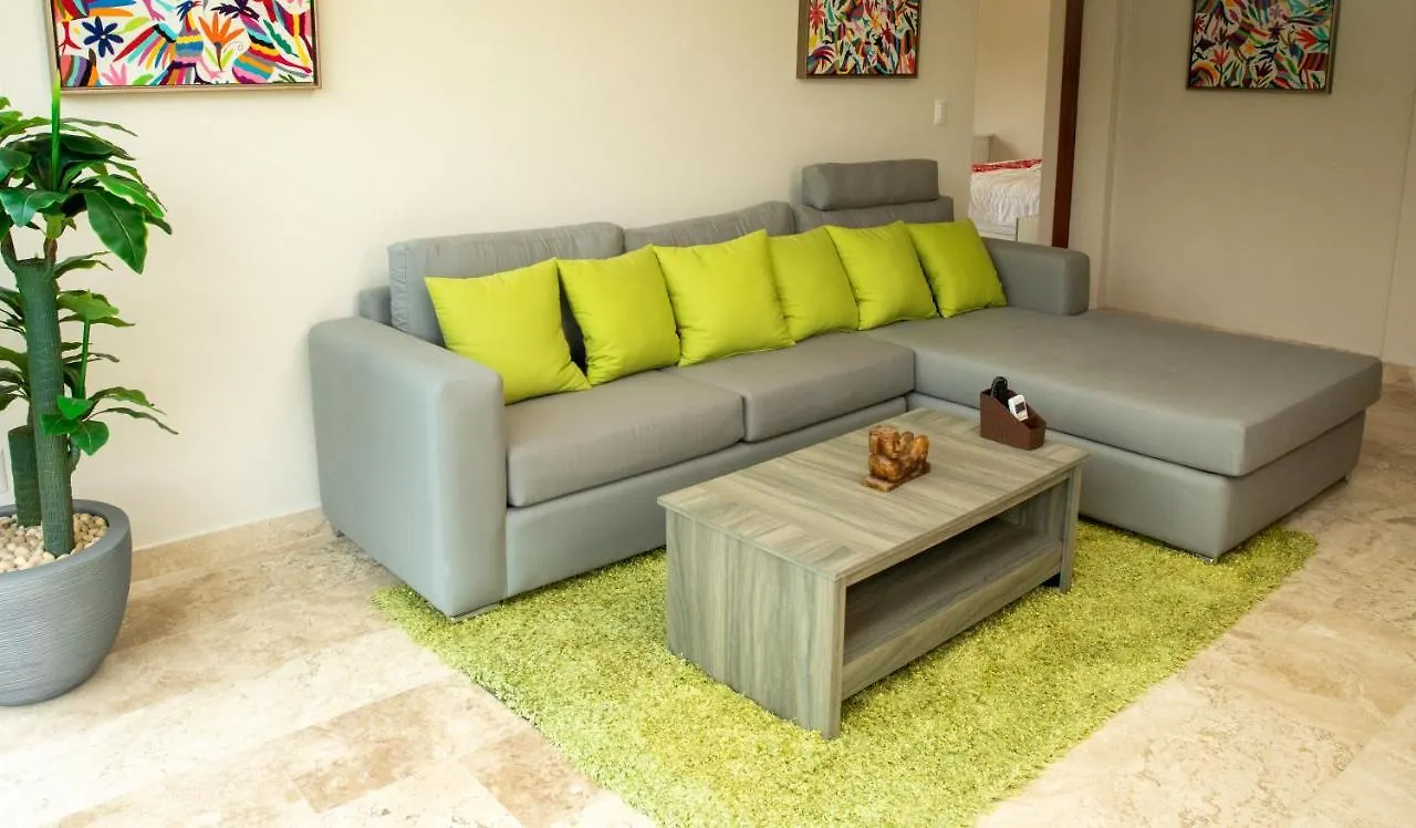 Xaha Villas Suites&Golf Resort Chacalal Bed and breakfast