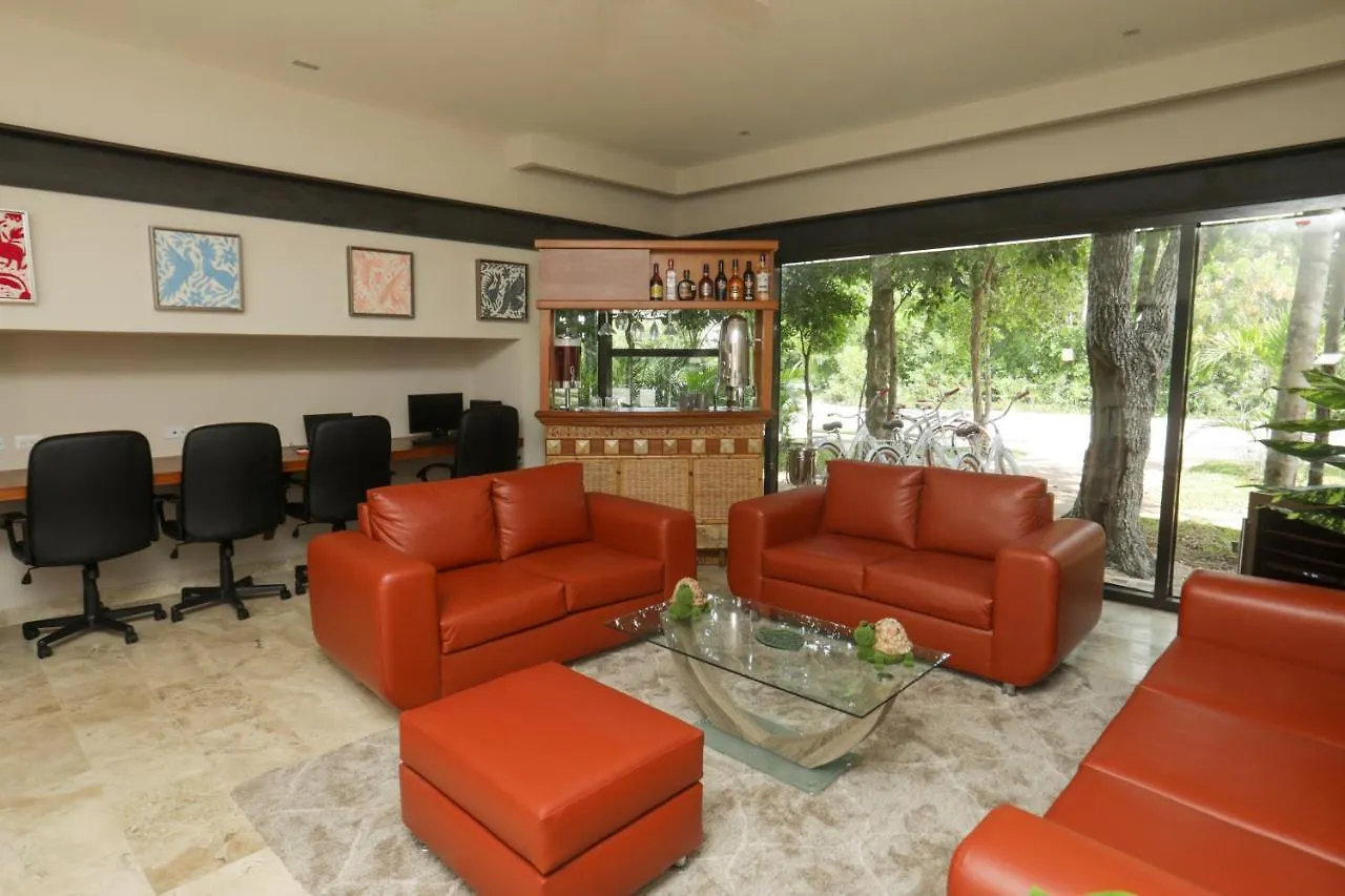 Xaha Villas Suites&Golf Resort Chacalal