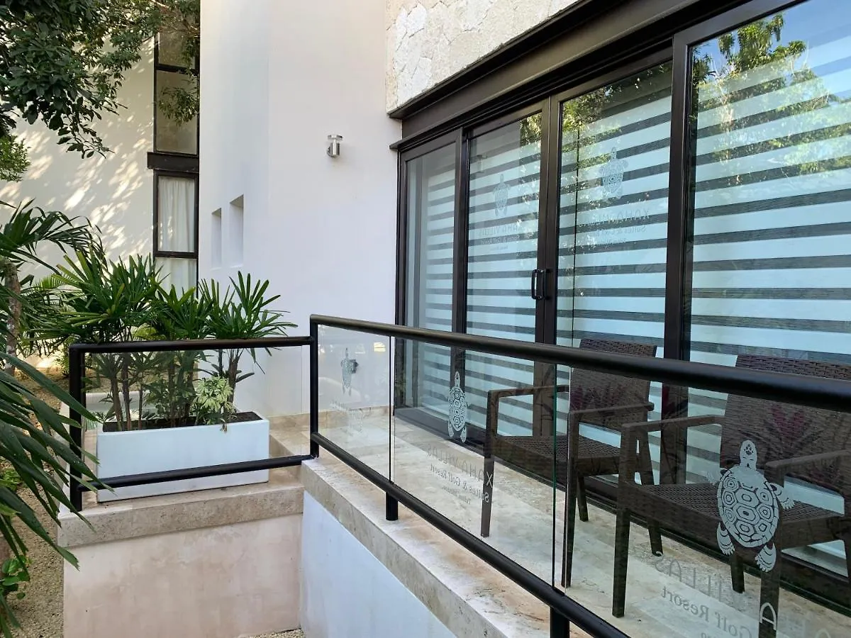 Xaha Villas Suites&Golf Resort Chacalal Bed and breakfast