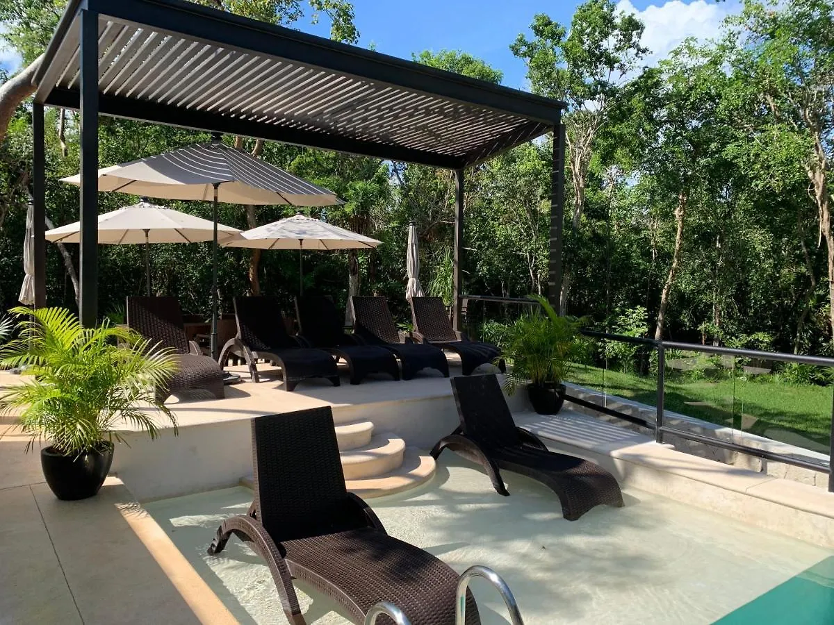 Xaha Villas Suites&Golf Resort Chacalal