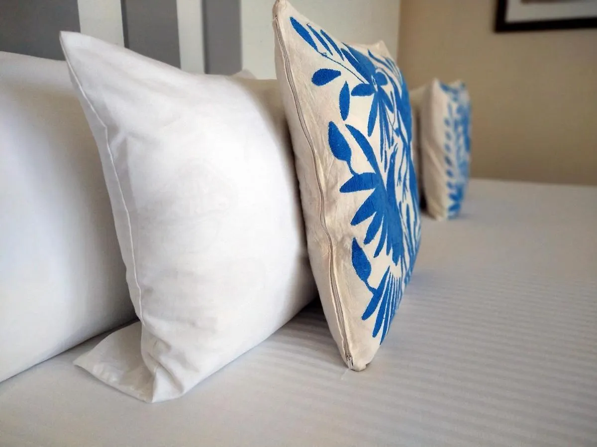 Xaha Villas Suites&Golf Resort Chacalal Bed and breakfast