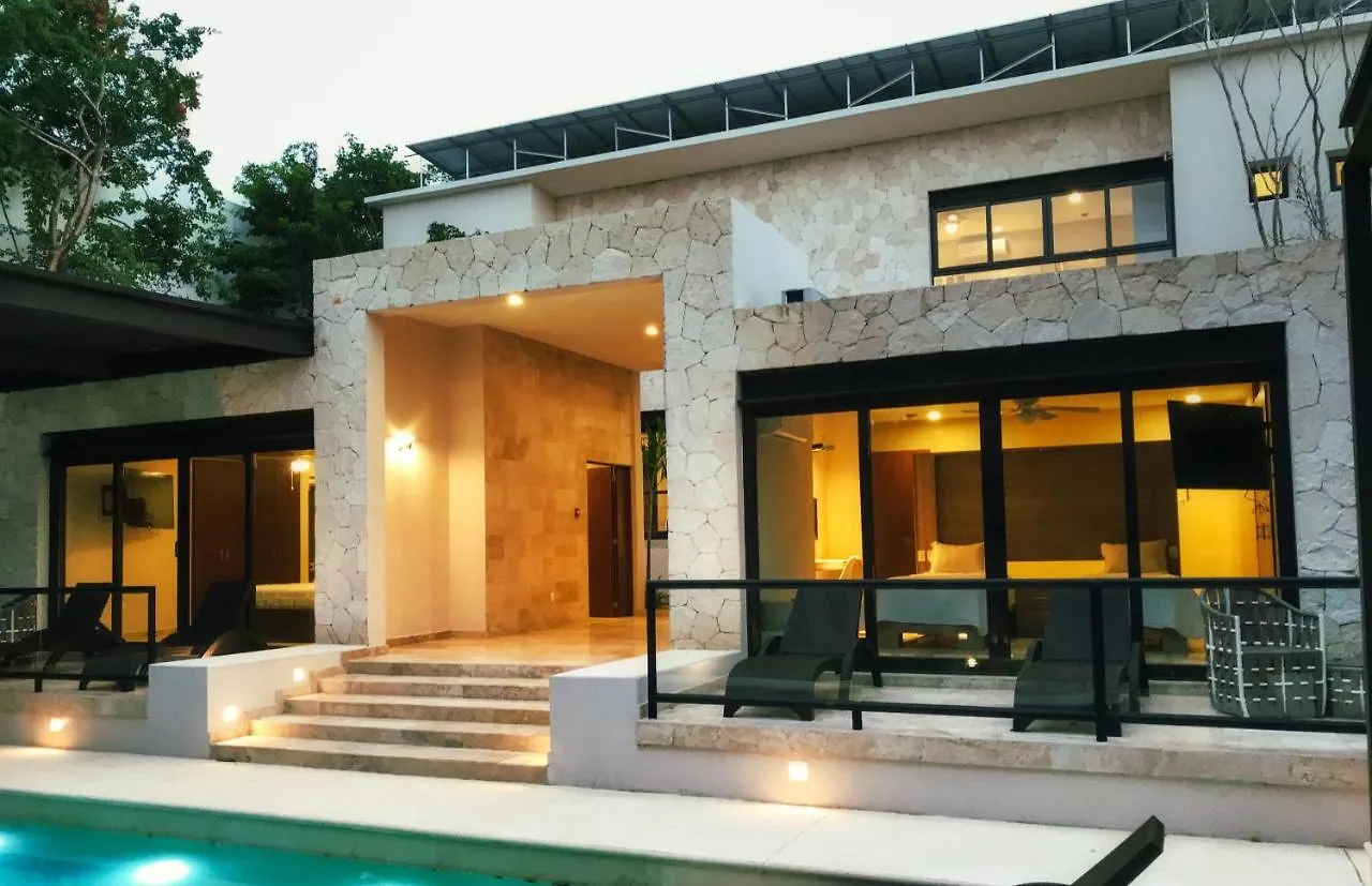 *** Bed and breakfast Xaha Villas Suites&Golf Resort Chacalal México