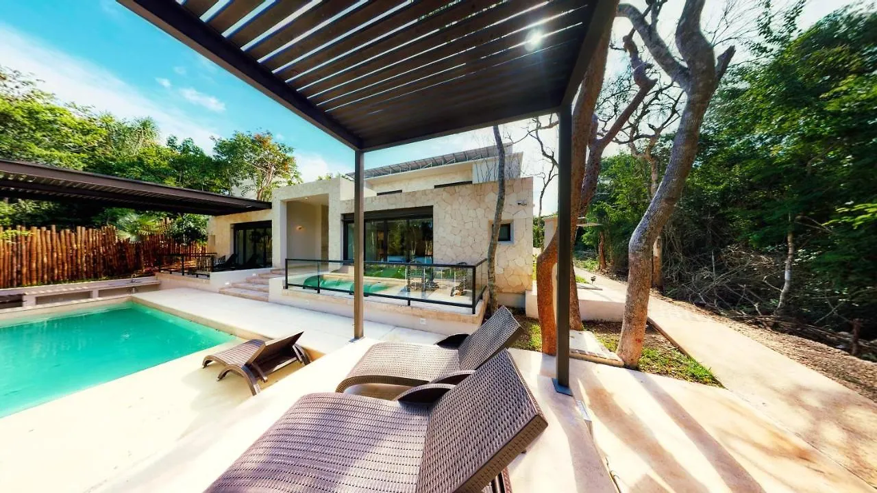 Xaha Villas Suites&Golf Resort Chacalal