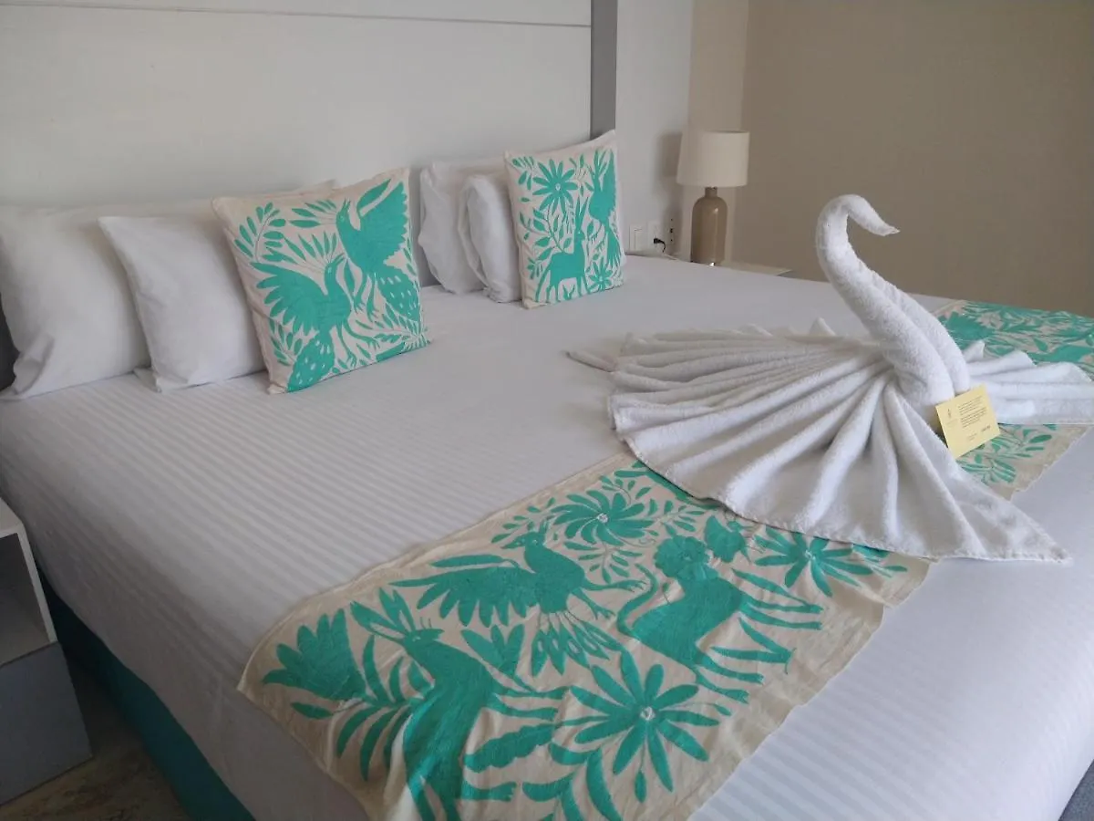 Xaha Villas Suites & Golf Resort Chacalal