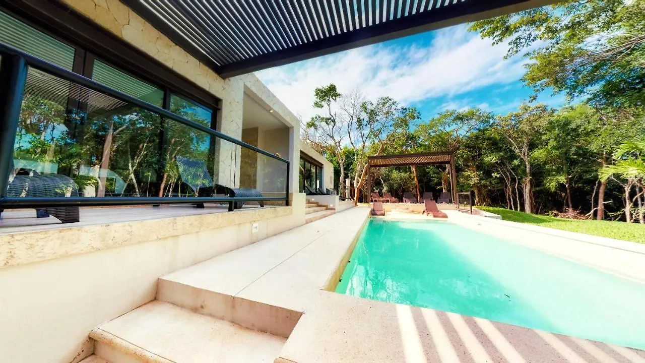 Xaha Villas Suites & Golf Resort Chacalal